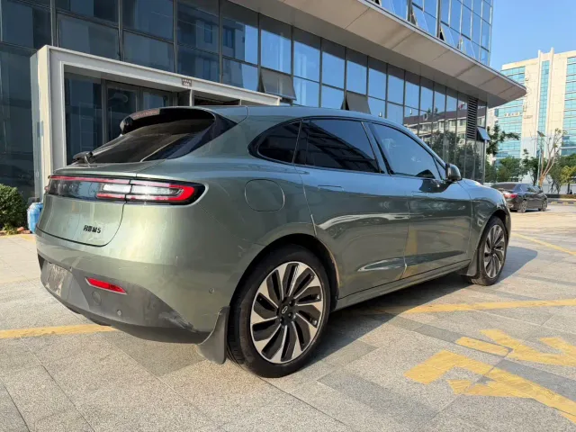 Aito M5 — Фото автомобиля 6