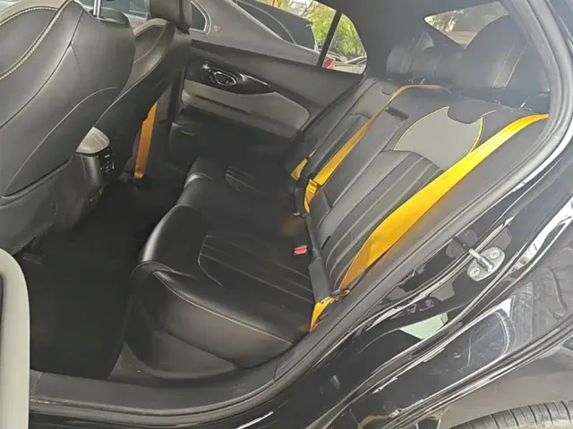 GAC Trumpchi Emkoo — Фото автомобиля 16