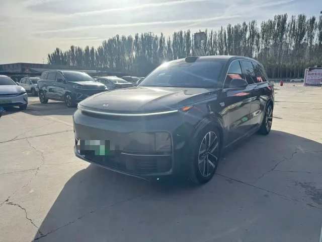 Фотография автомобиля — Li Auto L9
