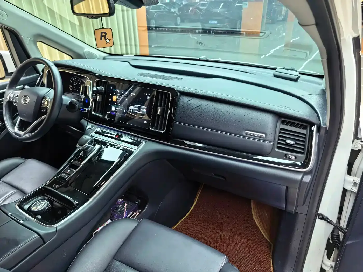 GAC Trumpchi Trumpchi M8 2023 Master Series 390T Ultimate Edition — Фото автомобиля 14