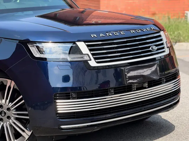 Land Rover Range Rover — Фото автомобиля 14