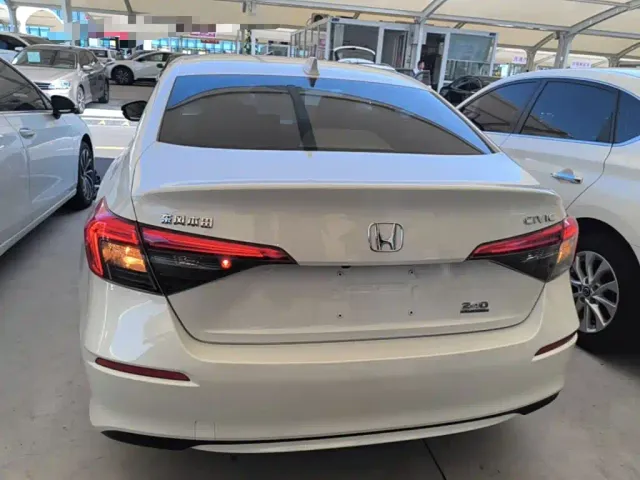 Honda Civic — Фото автомобиля 5