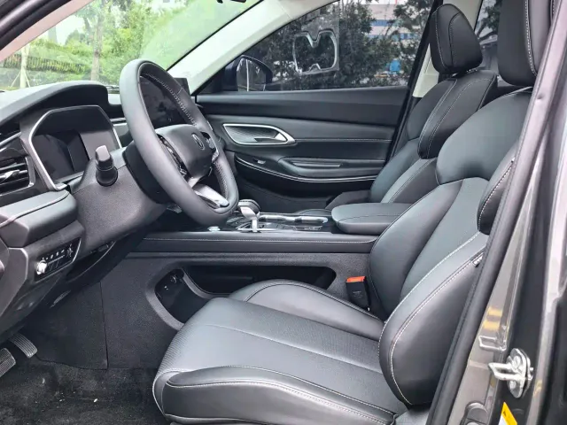 Changan CS75 — Фото автомобиля 4