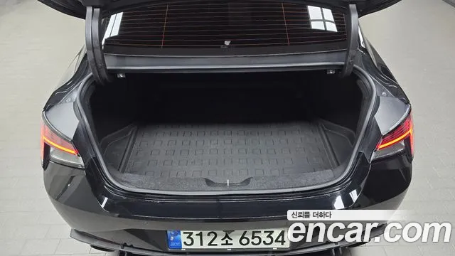 Hyundai Avante — Фото автомобиля 28