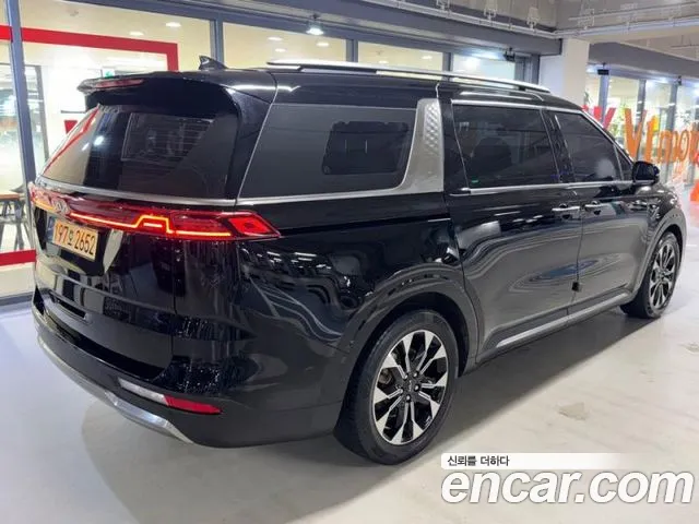 Kia Canival Carnival 4 поколение Бензин 7 мест Signature — Фото автомобиля 4