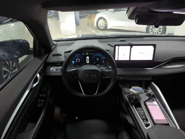Geely Xingrui — Фото автомобиля 10