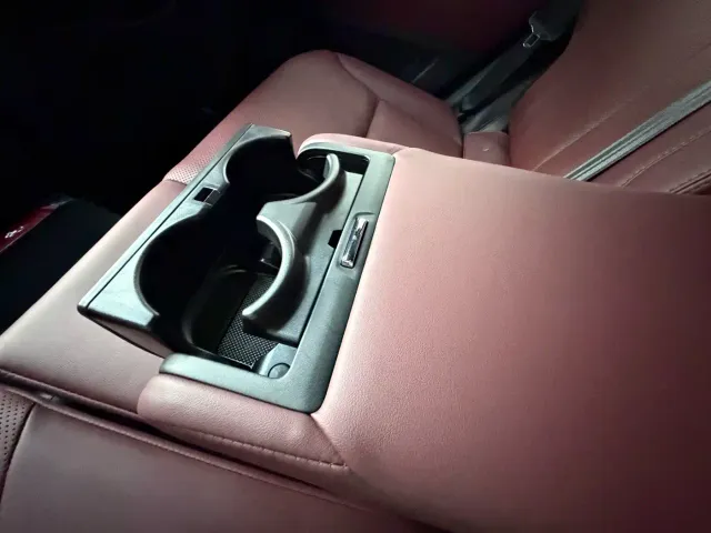 Lexus LX — Фото автомобиля 21