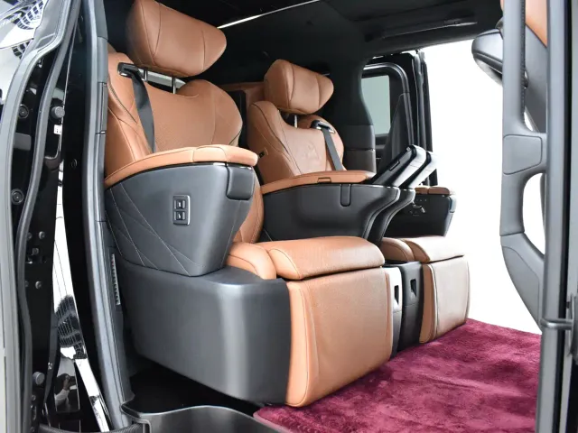 Toyota Alphard — Фото автомобиля 19