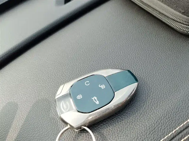 GAC Trumpchi GS8 — Фото автомобиля 8