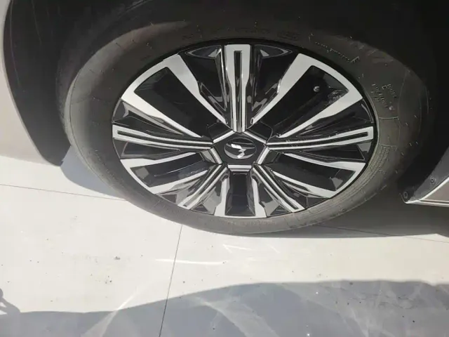 Wuling Starlight 730 — Фото автомобиля 22
