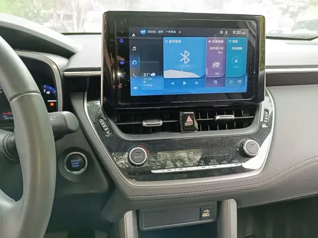 Toyota Corolla Cross — Фото автомобиля 12