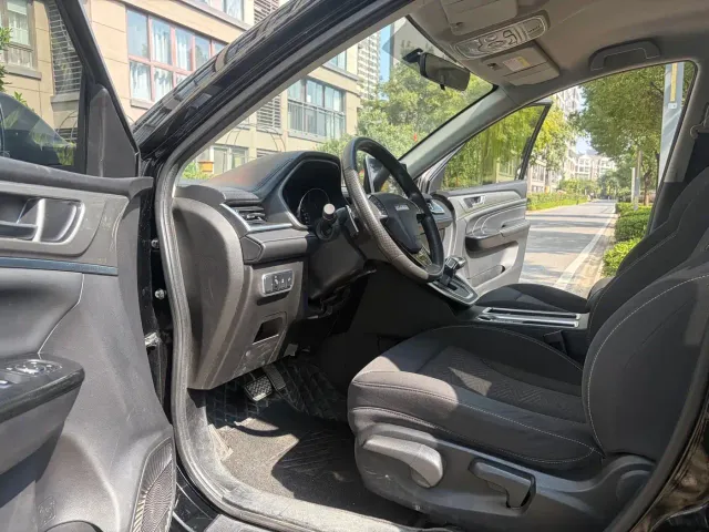 Haval M6 — Фото автомобиля 14