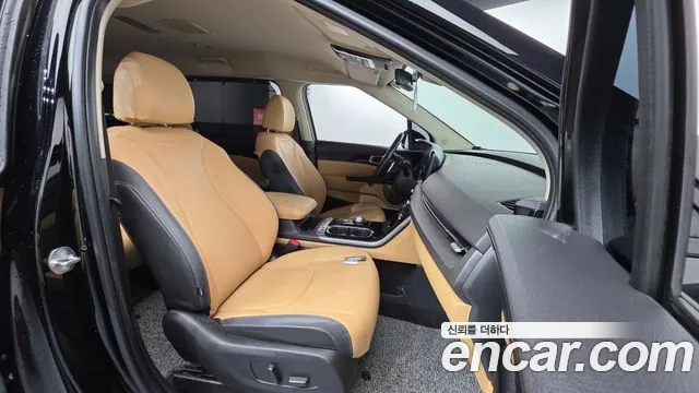 Kia Canival Carnival 4 поколение Дизель 9 мест Signature — Фото автомобиля 10