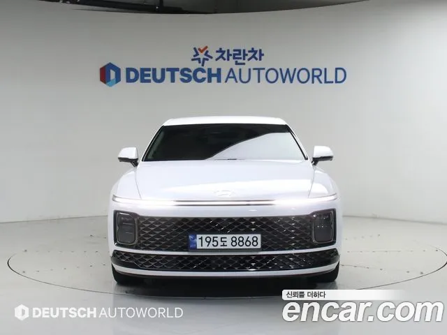 Hyundai Grandeur Grandeur (GN7) 2.5 Бензин 2WD — Фото автомобиля 3