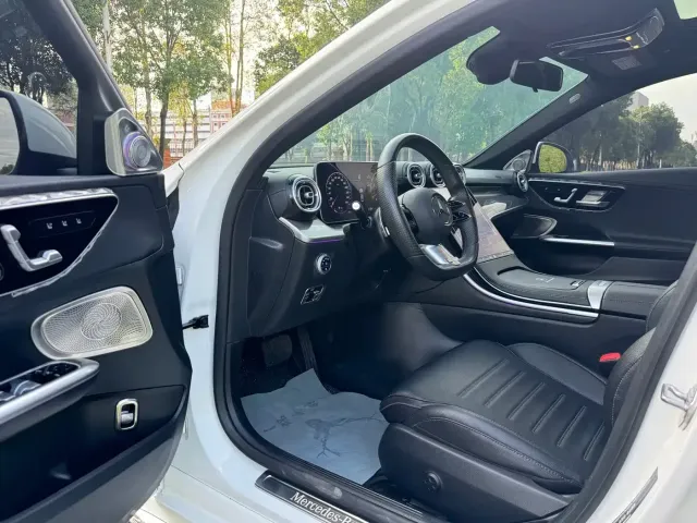 Mercedes-Benz C-Class — Фото автомобиля 9