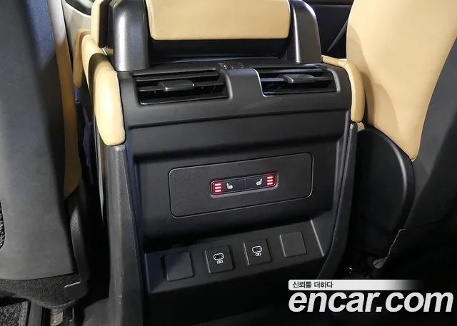 Land Rover Defender Defender (L663) 110 P300 X-Dynamic SE — Фото автомобиля 18