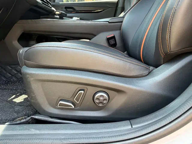 Changan Changan UNI-V 2024 1.5T Deluxe — Фото автомобиля 8