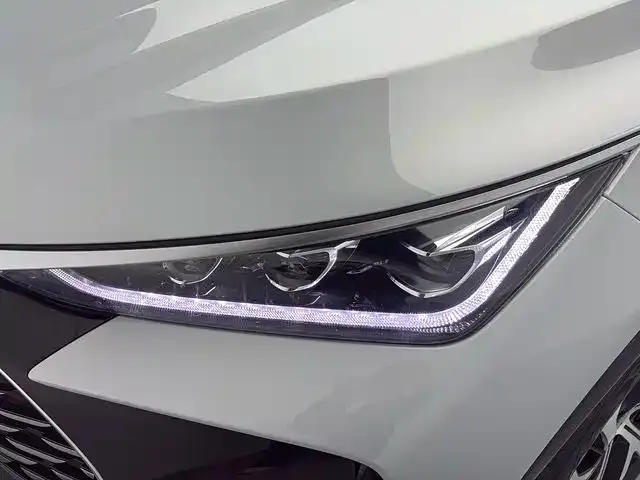 BYD Tang — Фото автомобиля 16