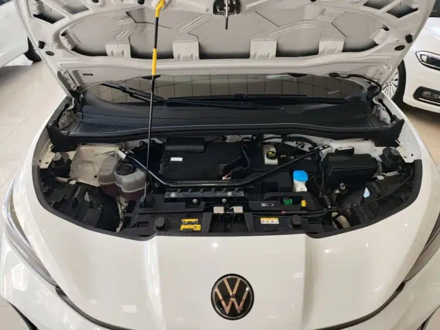 Volkswagen ID. Unyx 06 — Фото автомобиля 15