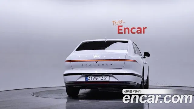 Hyundai Grandeur — Фото автомобиля 4
