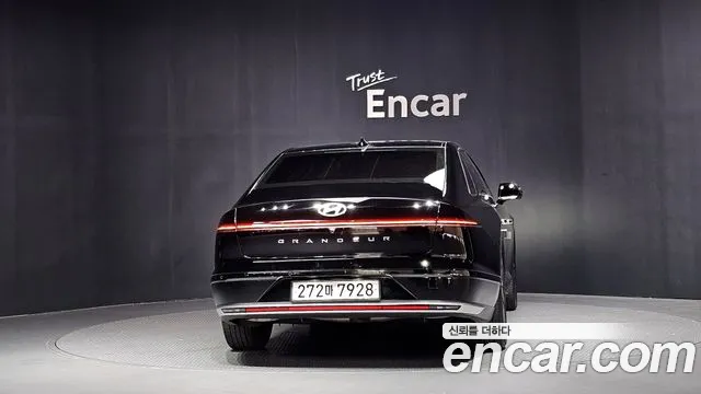 Hyundai Grandeur GN7 — Фото автомобиля 4