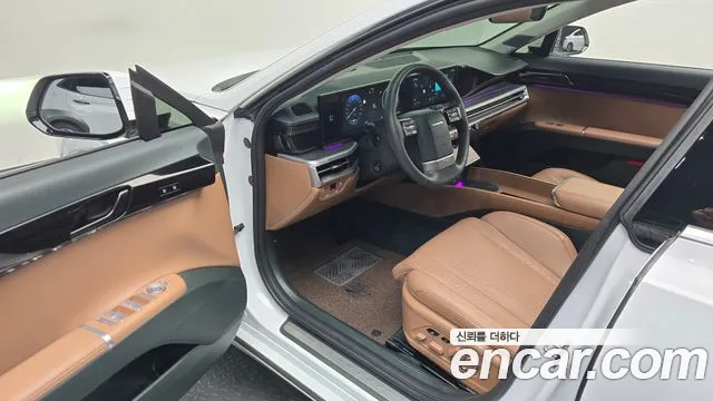 Hyundai Grandeur Grandeur (GN7) — Фото автомобиля 10