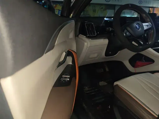 BYD Song Pro — Фото автомобиля 12