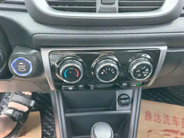 Toyota YARiS L Zhi Xuan — Фото автомобиля 11