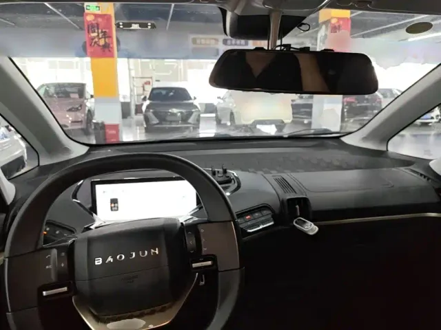 Baojun KiWi EV — Фото автомобиля 9