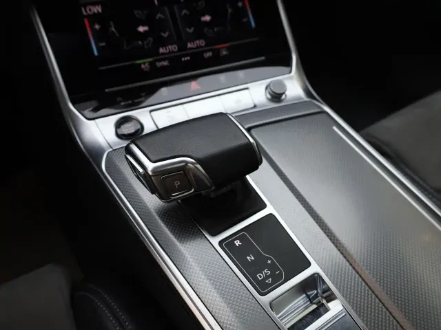 Audi A6L — Фото автомобиля 13