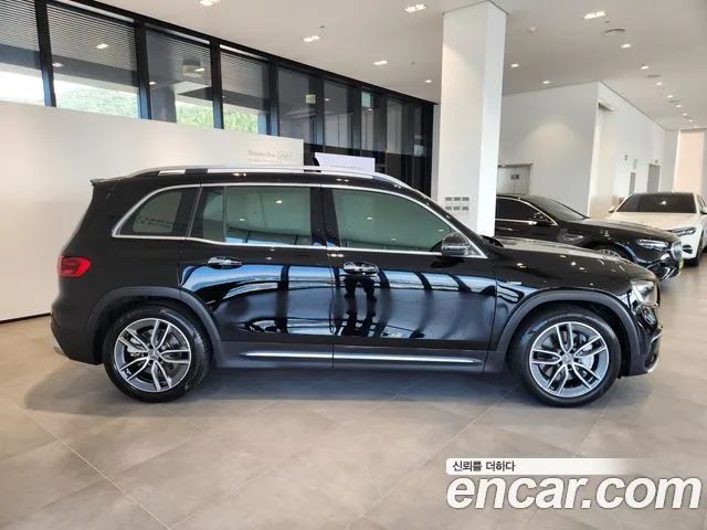 Mercedes-Benz GLB-Class — Фото автомобиля 4