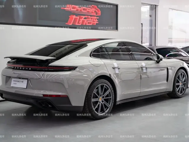 Porsche Panamera — Фото автомобиля 7