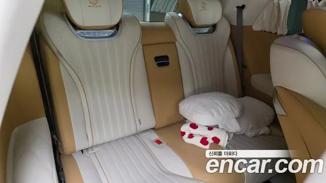 Kia Canival Новый Carnival 4 поколение Бензин 9 мест Hi-Limousine (Спецкузов) — Фото автомобиля 12