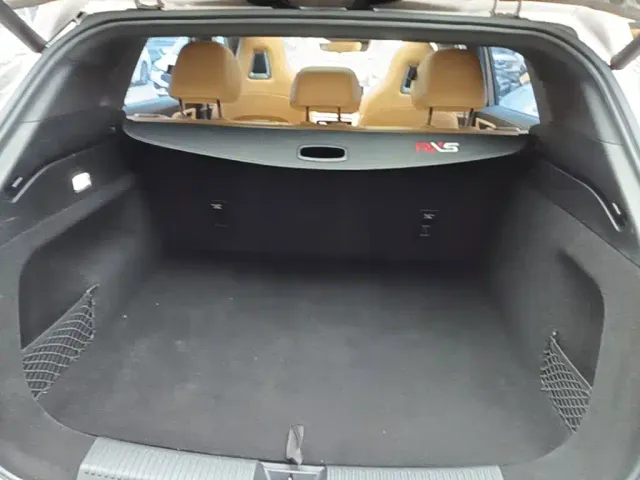 Roewe RX5 — Фото автомобиля 18