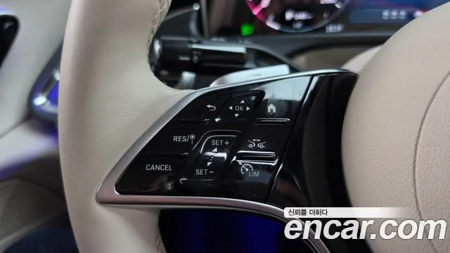Mercedes-Benz E-Class — Фото автомобиля 13