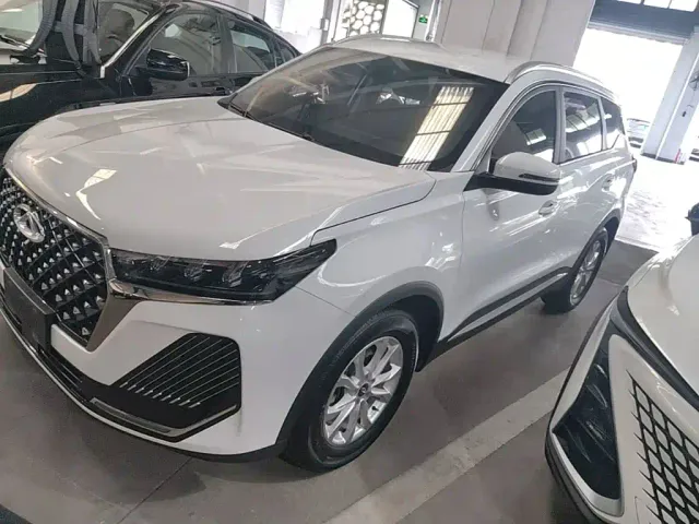 Фотография автомобиля — Chery Tiggo 7