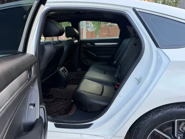 Honda Inspire — Фото автомобиля 8