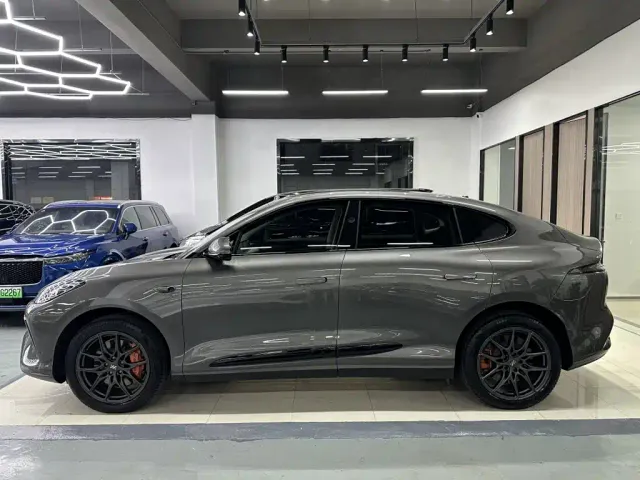 IM Motors LS6 — Фото автомобиля 7