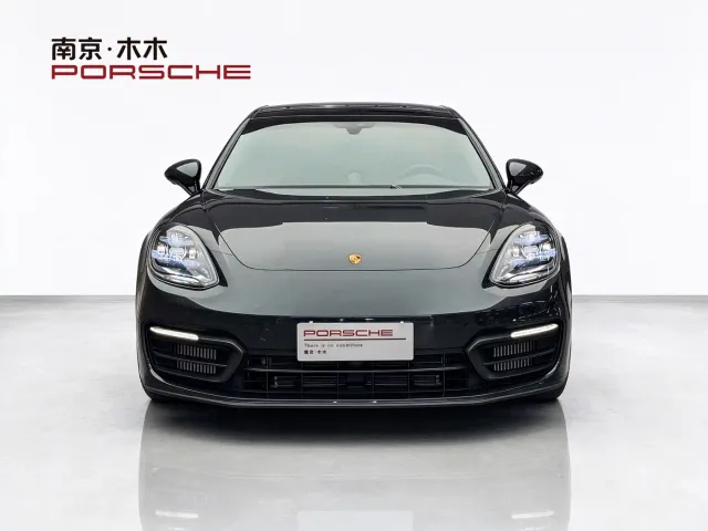 Porsche Panamera — Фото автомобиля 3