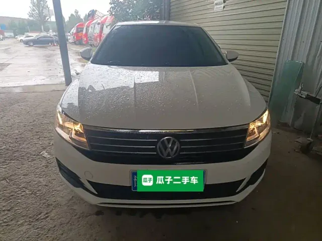 Volkswagen Lavida — Фото автомобиля 2