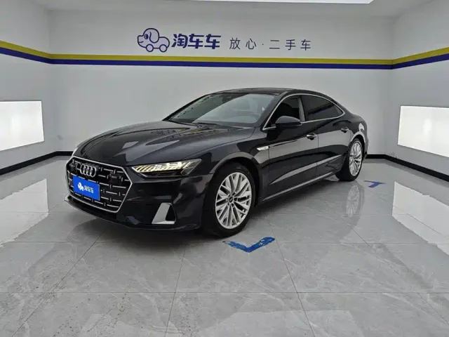 Фотография автомобиля — Audi A7L