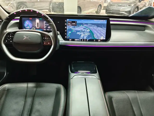 Xpeng P7 — Фото автомобиля 11