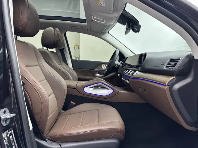 Mercedes-Benz GLE-Class — Фото автомобиля 13