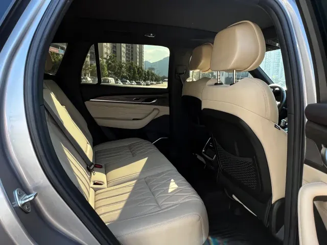 Geely Xingyue L — Фото автомобиля 20
