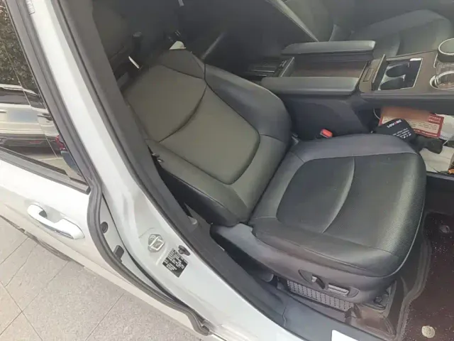 Toyota Granvia — Фото автомобиля 24