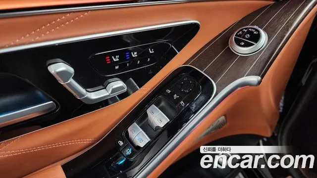 Mercedes-Benz S-Class — Фото автомобиля 30