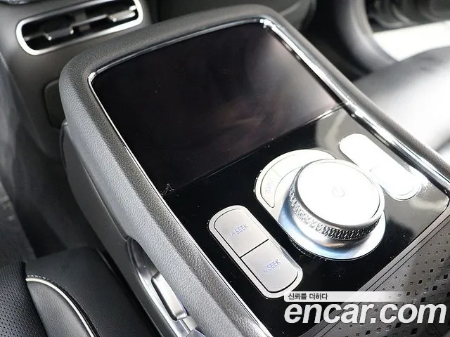 Genesis G90 Бензин 3.5 турбо AWD — Фото автомобиля 15