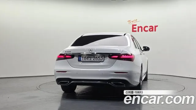 Mercedes-Benz E-Class W213 — Фото автомобиля 4