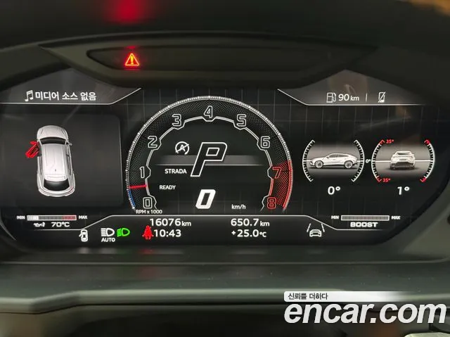 Lamborghini Urus — Фото автомобиля 18
