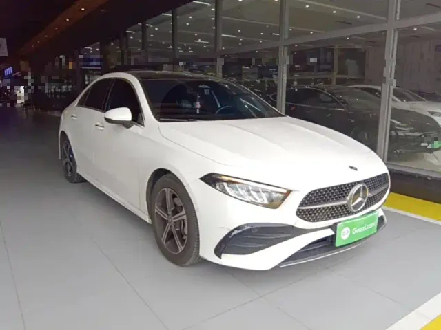 Mercedes-Benz A-Class — Фото автомобиля 3